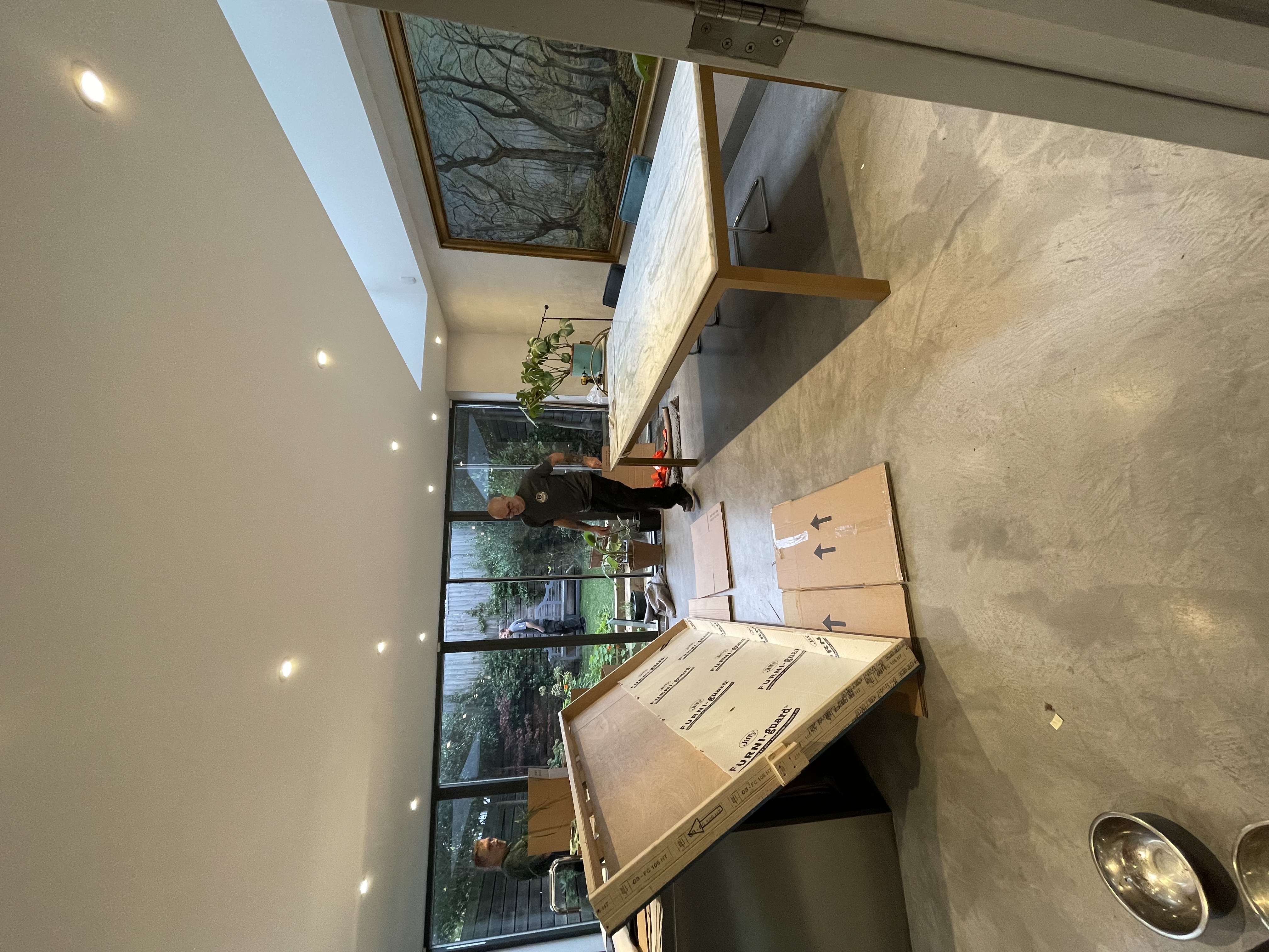 Wolves removals, removals company Worthing West sussex